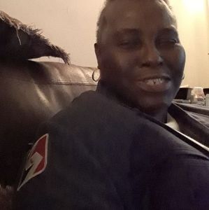 Meet your Posher, Annette